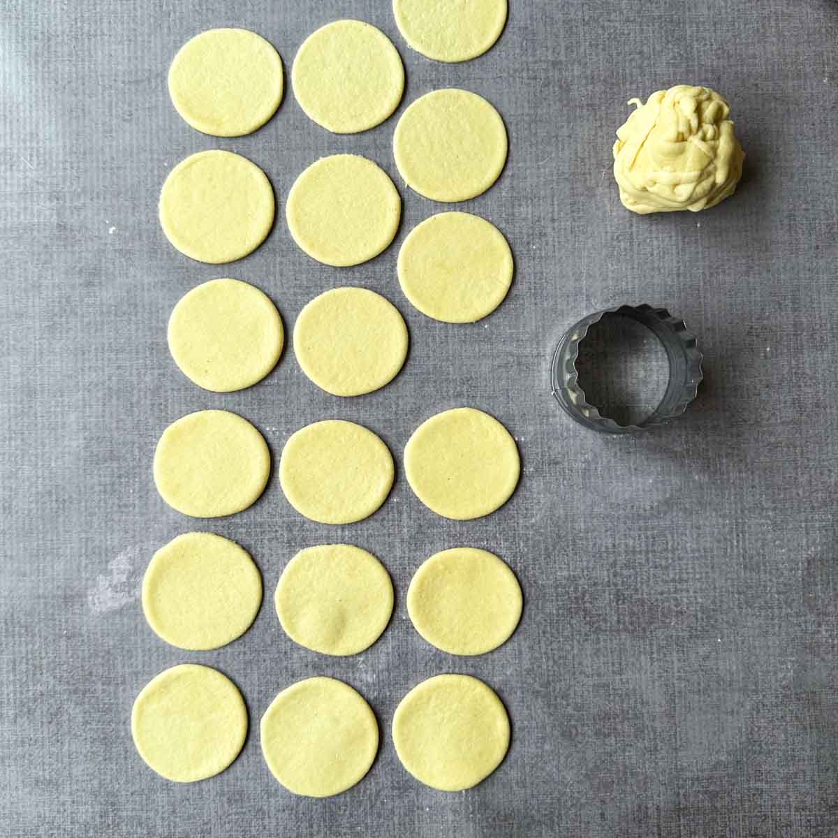 2 inch diameter cookie cutter pictured with pani puri circles made with semolina flour